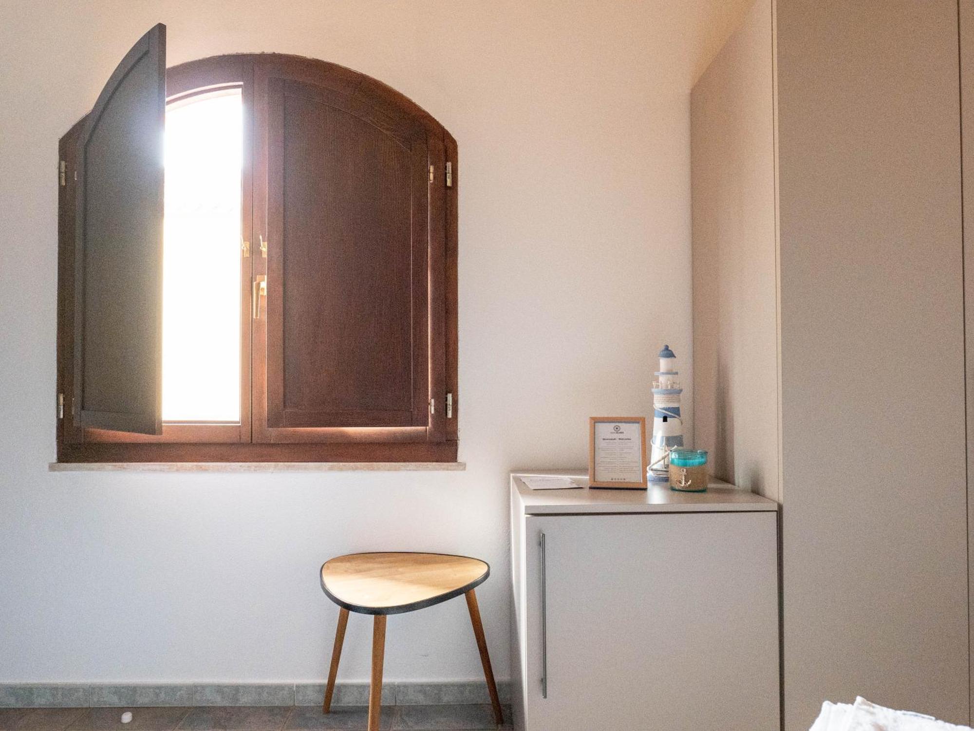 Domu Elvira Hotel Muravera Bagian luar foto